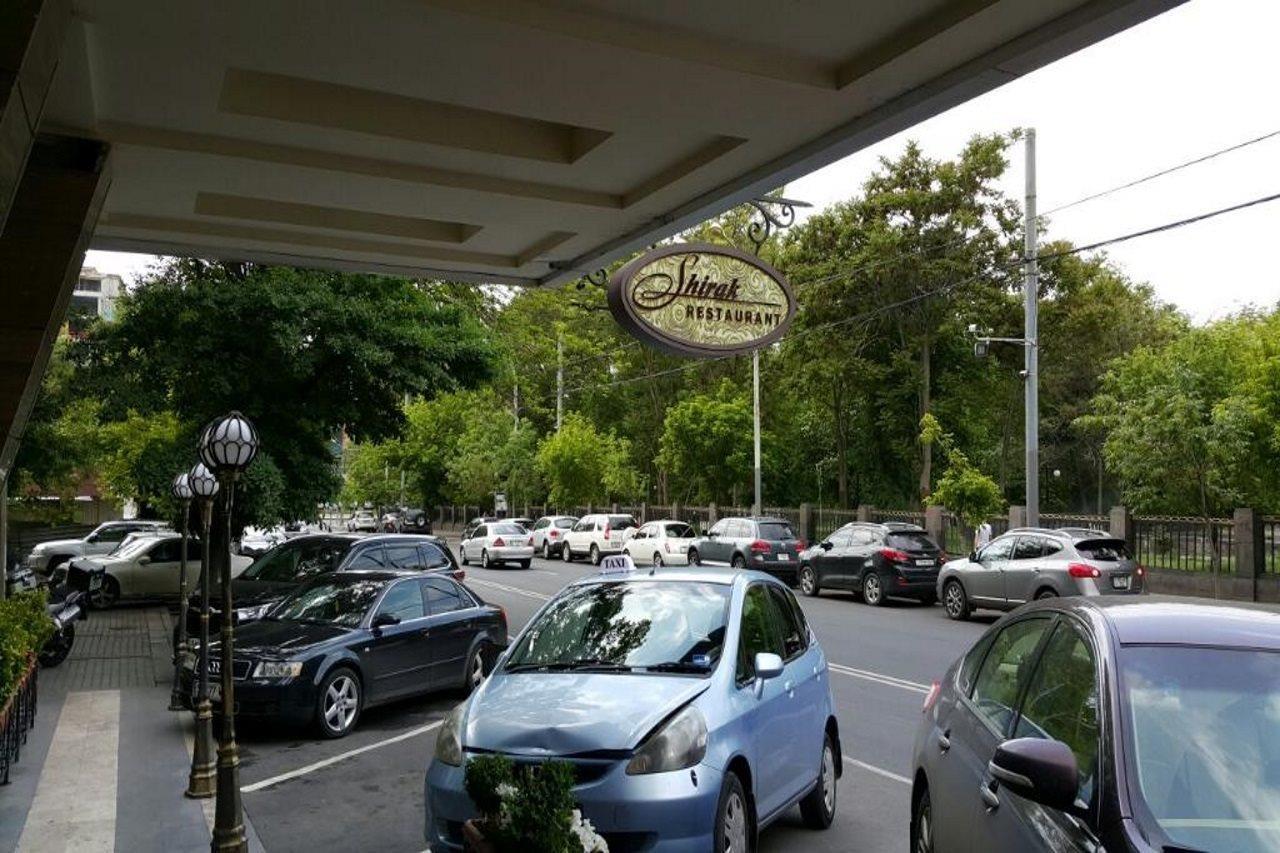 Shirak Hotel Jerevan Buitenkant foto