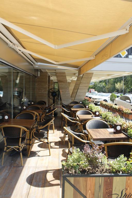 Shirak Hotel Jerevan Buitenkant foto