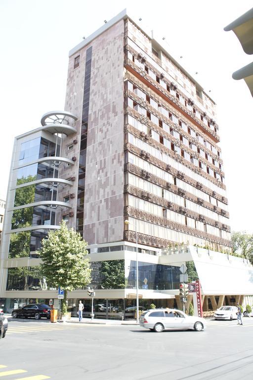 Shirak Hotel Jerevan Buitenkant foto